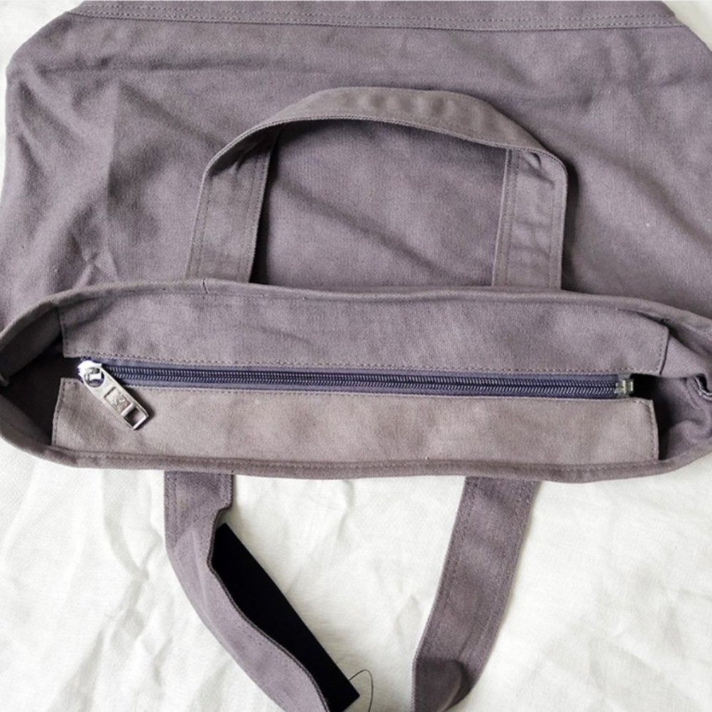 COPY - Marc Jacobs Zipped Canvas Tote - Washed Gray never used brand new no tags - Picture 6 of 7